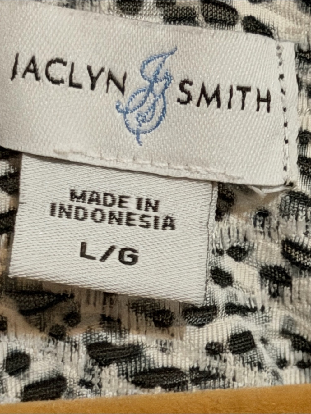 Jaclyn Smith Black and White Leopard Print Short Sleeve Tee - Picture 4 of 7